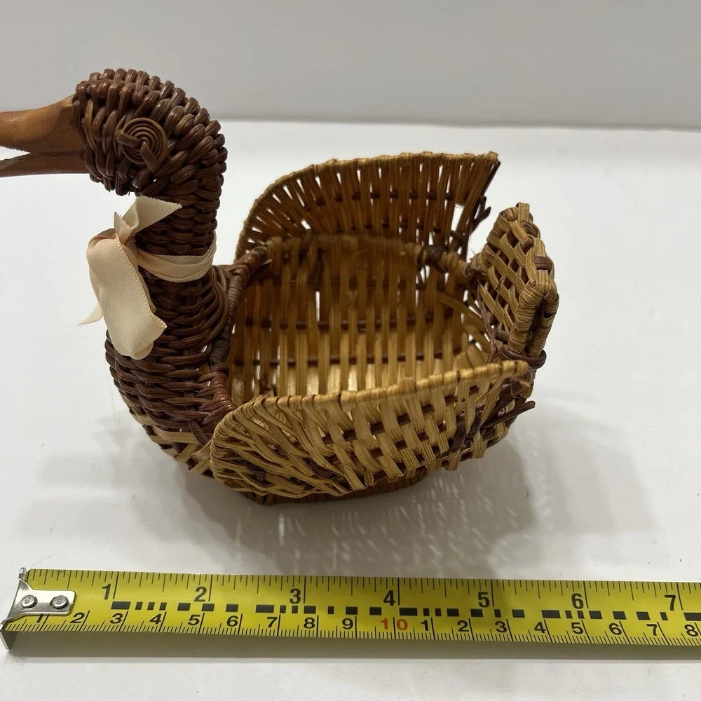 Vintage Hand-Woven Wicker Mini Duck Basket Ribbon Bow 5x5.5